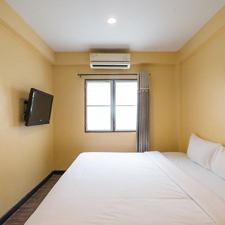 The Corner Ratchada Otel Bangkok Dış mekan fotoğraf